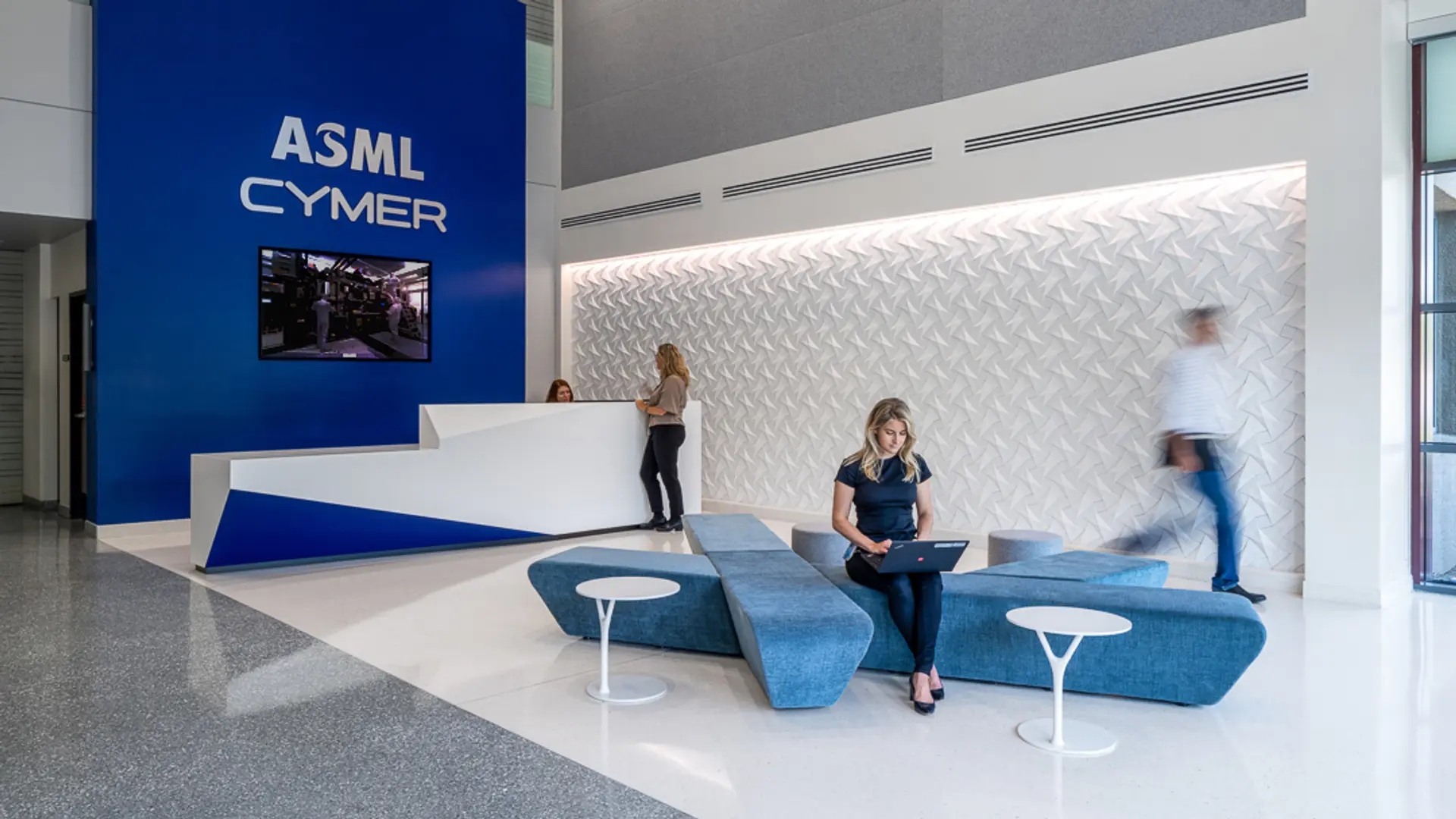 ASML Experience Center Light Lab