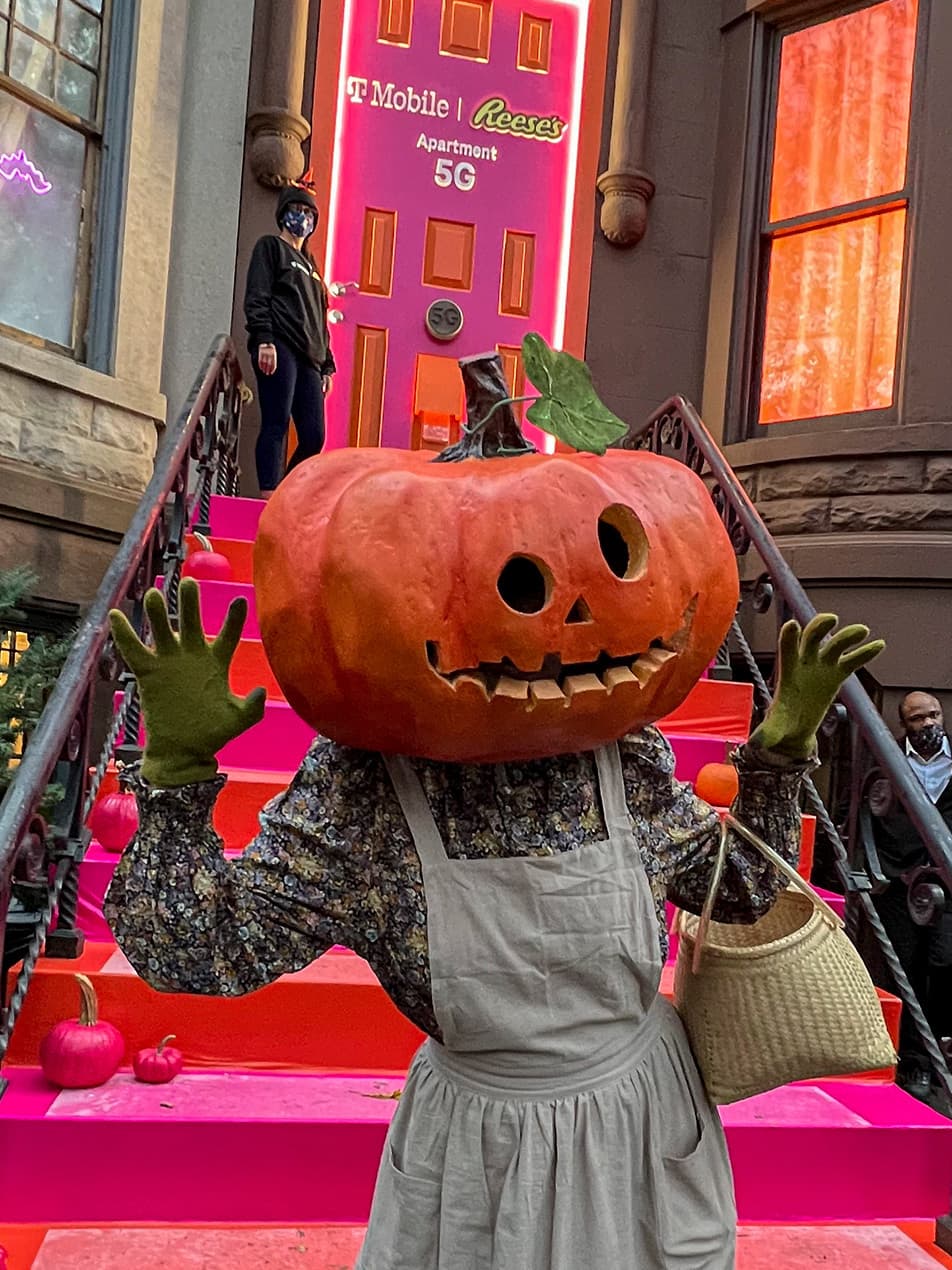 T-Mobile x Reese’s 5G Halloween Experience